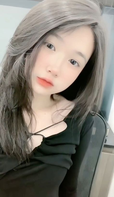 年輕漂亮的閨蜜2