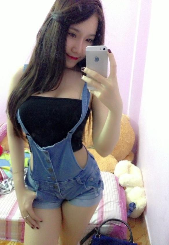 麥麗絲夢游辣境在線觀看