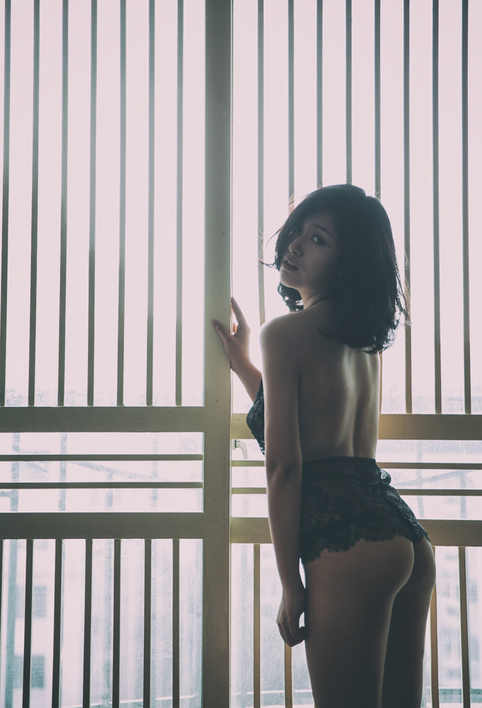 國(guó)產(chǎn)女主播戶外勾搭大爺電影