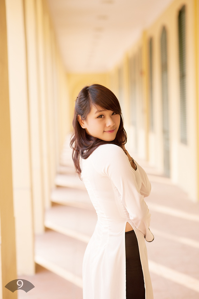 美女一脫到底